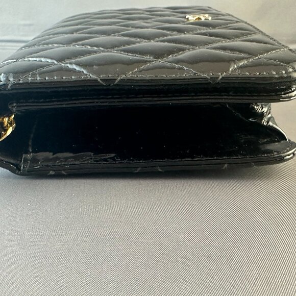 π€ Vintage Jay Herbert Black Patent Leather Cute Little Quilted Crossbody Bag - Picture 8 of 11